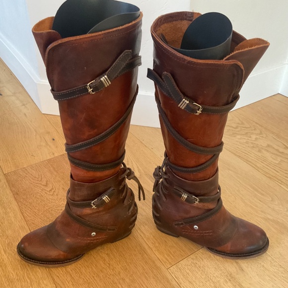 Freebird, Women’s boot, Style: Cassius Size 6 - Picture 6 of 10